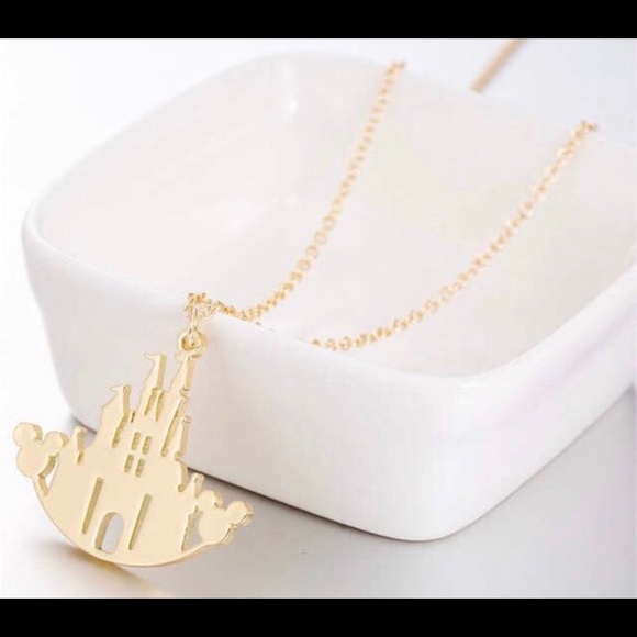 Castle necklace - Picture 3 of 6